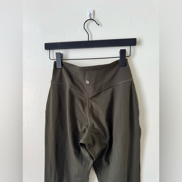 lululemon Align Joggers - Picture 5 of 8